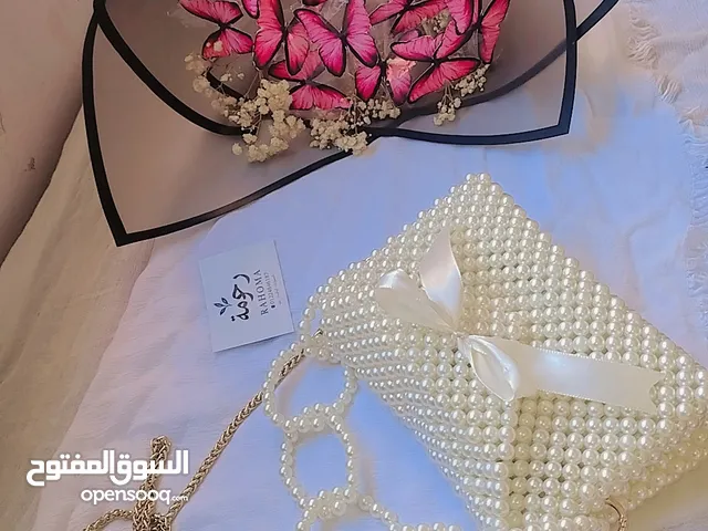 شنط و بوكيهات للبيع «[صُنعت بكل حُب]»  وعروض تصل ل 50٪
