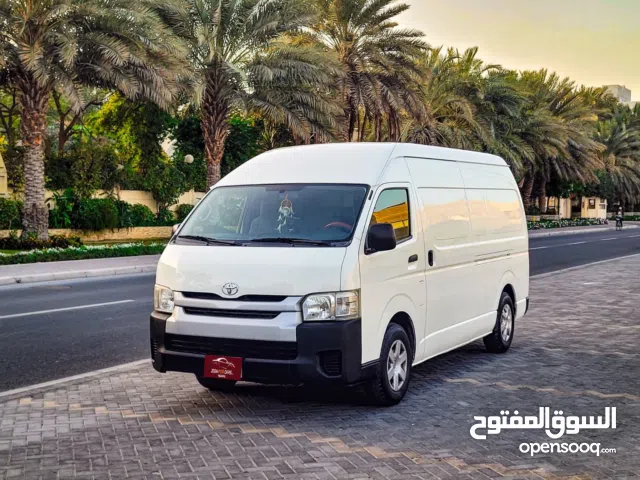 TOYOTA HIACE HIGHROOF MODEL 2015 CARGO VAN FOR SALE