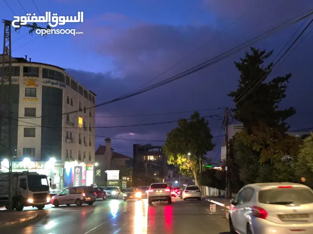 مطلوب للعمل خدمه منزليه