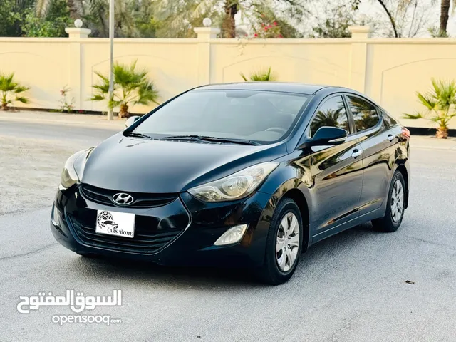Hyundai Elantra 2012 هيونداي النترا With Passing Insurance One Year
