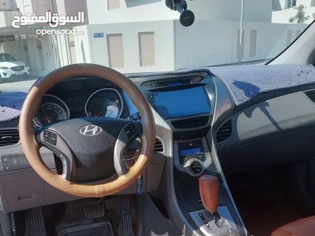 Used Hyundai Elantra in Southern Governorate