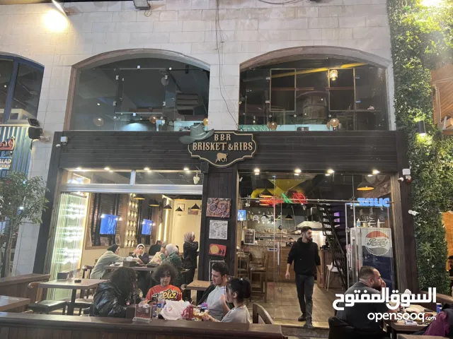 مطعم مع كامل معداته للبيع بالتقسيط في مجمع الداوود ضاحية الامير راشد
