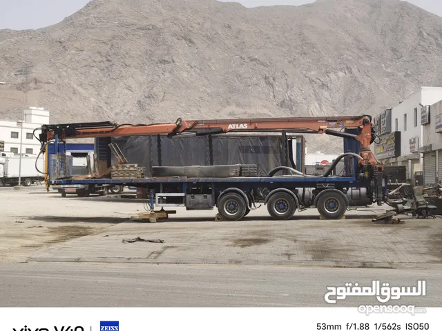 atlas crane 330e2 and 300.1