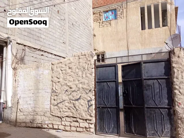 160 m2 4 Bedrooms Townhouse for Sale in Tripoli Abu Saleem