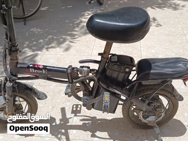 سكوتر كهربائي وسيكل في نفس الوقت للبيع