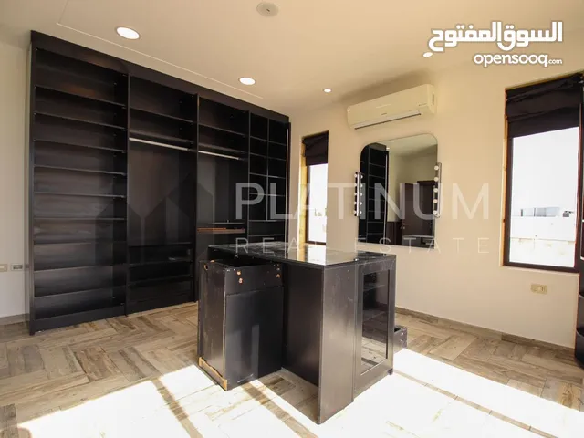 475 m2 5 Bedrooms Villa for Sale in Amman Dabouq