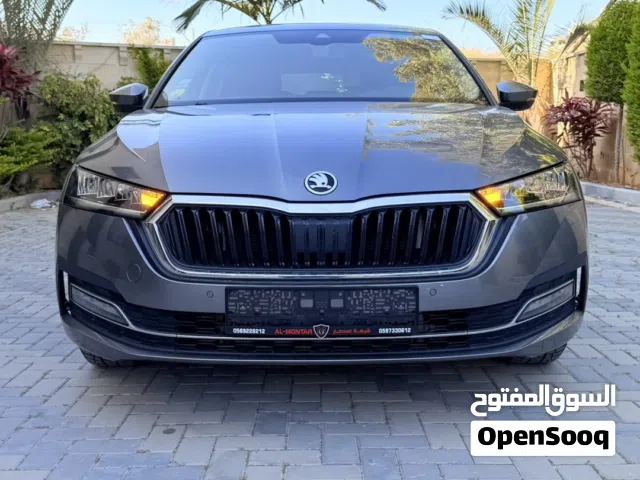 2023 سكودا اوكتافيا Standard