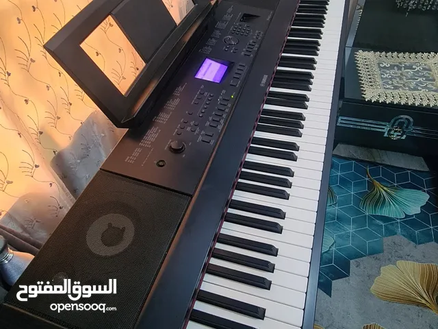 بيانو ياماها GDX 660 مستعمل نظيف جدا بيد عازف محترف