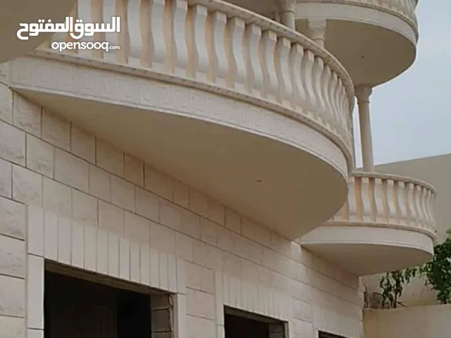 بجانب حلويات البدو