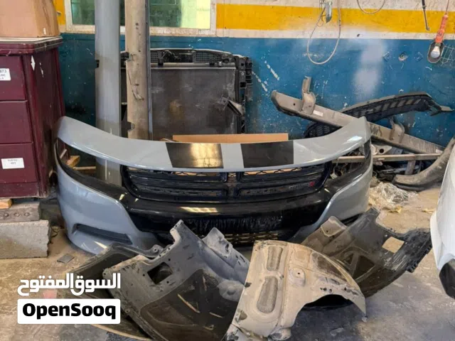 قطع غيار دودج تسارجر