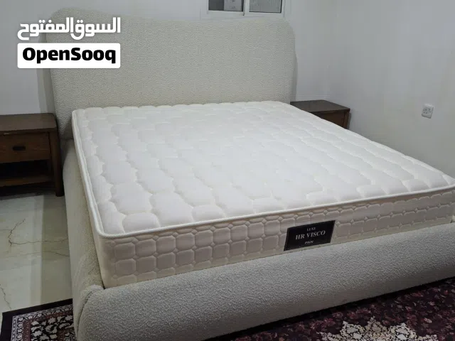 سرير كامل للبيع بدواعي السفر