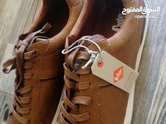 45.5 Sport Shoes in Amman