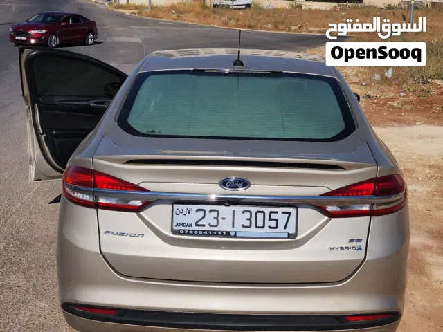 2017 فورد فيوجن SE