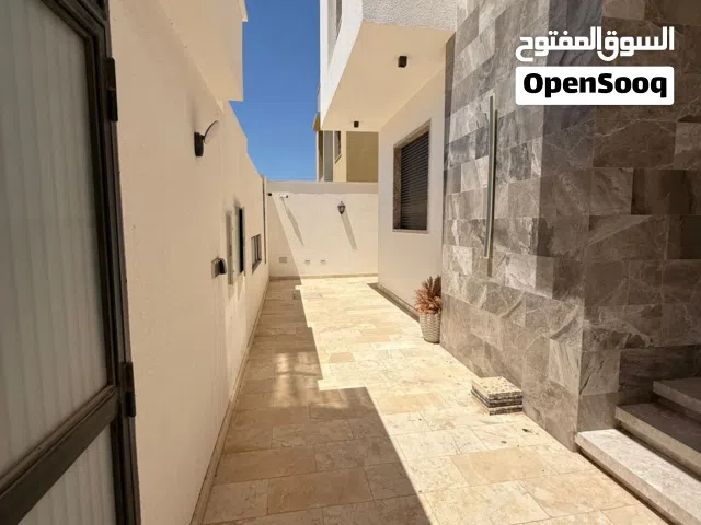 500 m2 More than 6 bedrooms Villa for Rent in Benghazi Al Hawary
