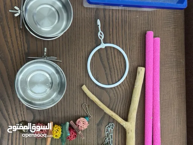 اقرا الوصف مستلزمات للطيور أقفاص استاند للقفص و ألعاب