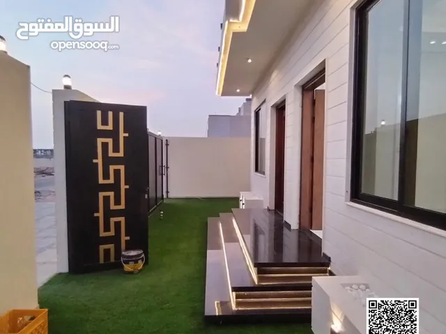 *A فيلا زاوية فاخرة للبيع بمنطقة الحليو - عجمان 5 غرفة ماستر - مساحة واسعة - تشطيب عصري - سعري مغري