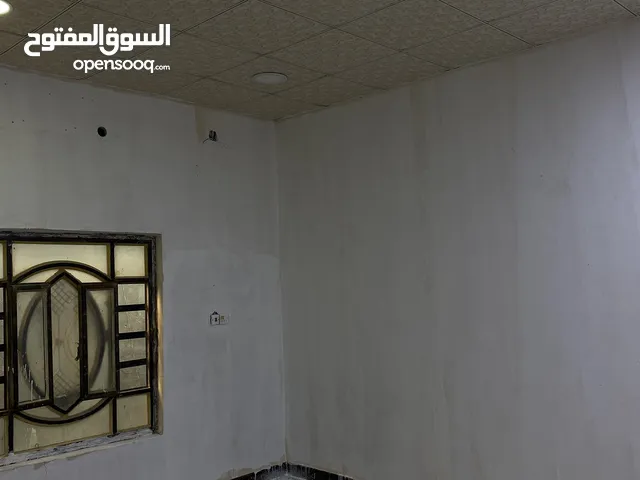 100 m2 2 Bedrooms Apartments for Rent in Basra Abu Al-Khaseeb