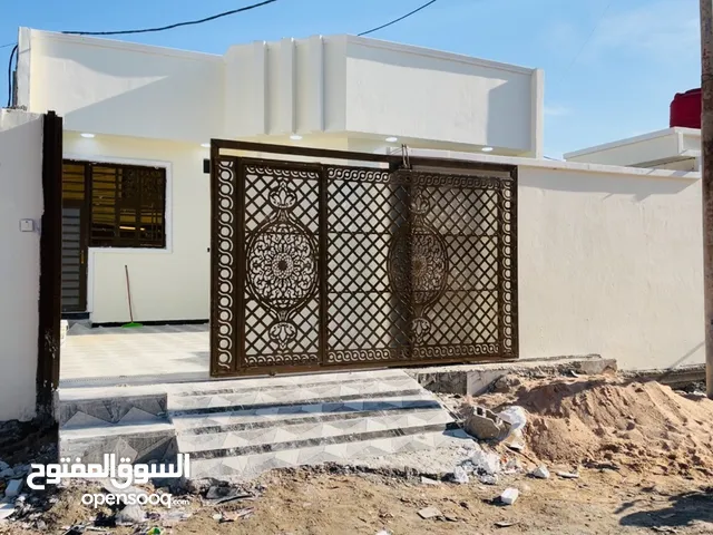 200 m2 2 Bedrooms Townhouse for Sale in Basra Al-Jazzera