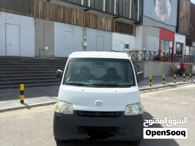 2015 دايهاتسو جران ماكس
