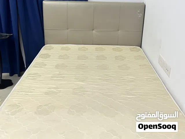 سرير و كبت مستعمل
