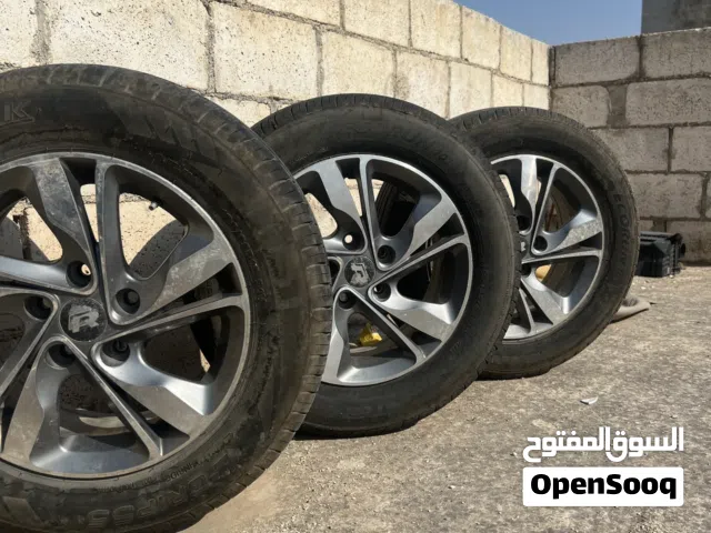 جنط مع كاوشوك