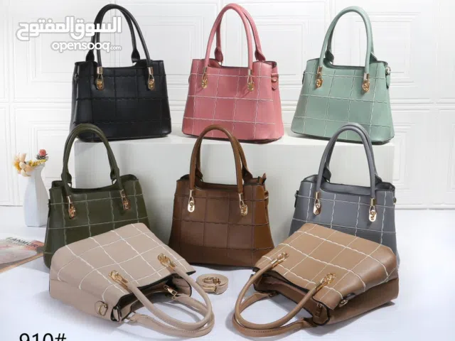 شنط يد نسائي كلاسيكه حجم واسط 2025