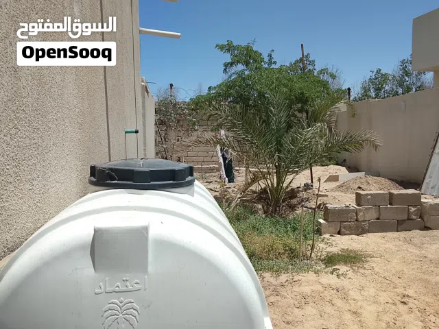 180 m2 2 Bedrooms Townhouse for Sale in Basra Abu Al-Khaseeb