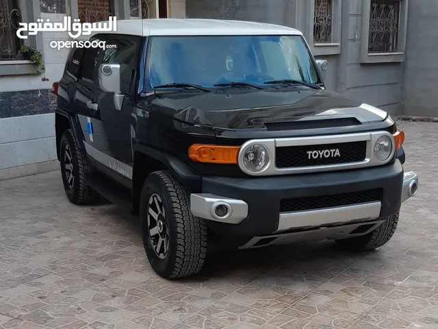 Used Toyota FJ in Jebel Akhdar