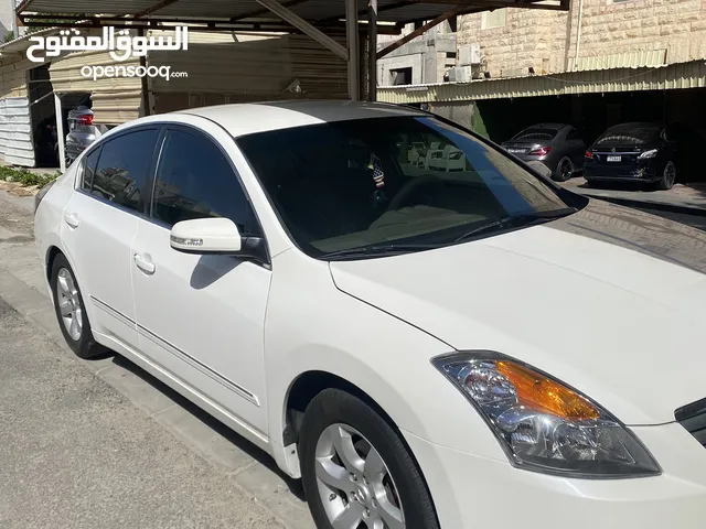 Used Nissan Altima in Mubarak Al-Kabeer