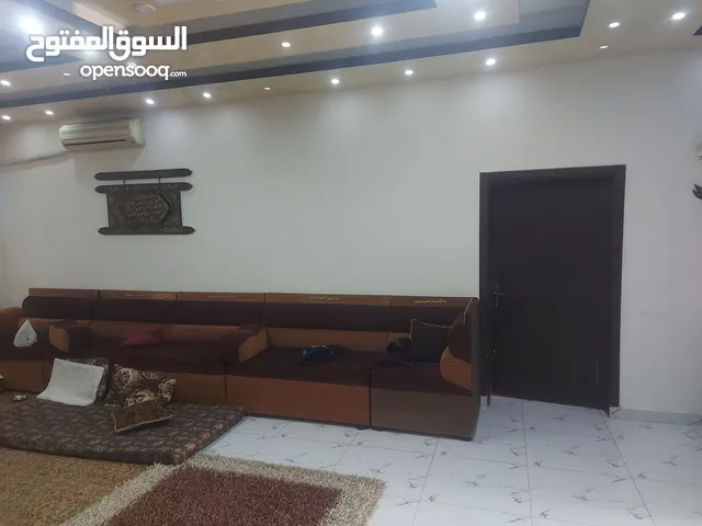 280 m2 5 Bedrooms Townhouse for Sale in Zarqa Al-Qadisyeh - Rusaifeh