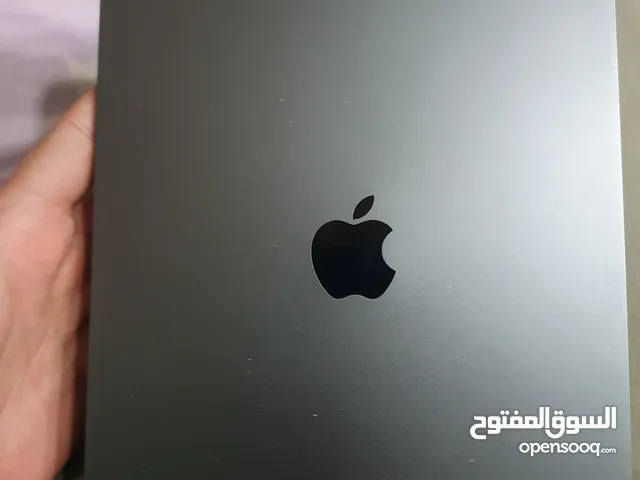 Apple iPad pro 2 256 GB in Al Ain