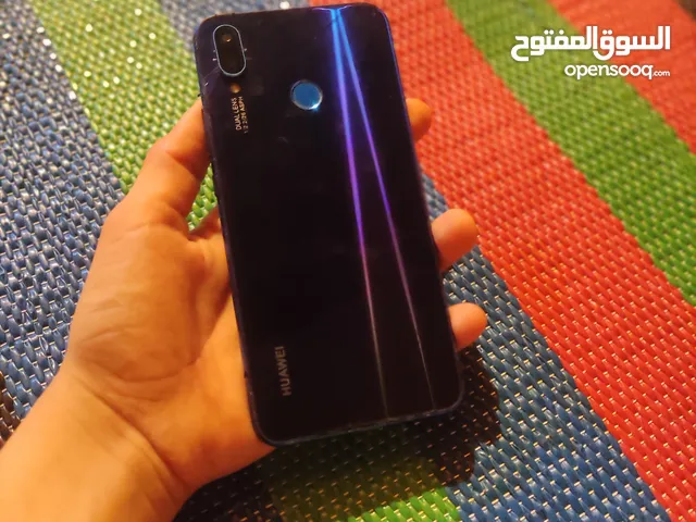سلام عليكم عندي هواوي نوفا تلفون الله يبارك تلفون ما يبي الا شي لا والله في شق بشاشه بصيط و بس