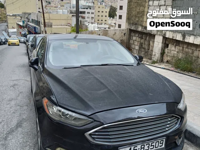 2018 فورد فيوجن SE
