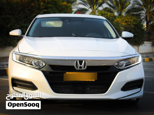 2019 هوندا اكورد LX