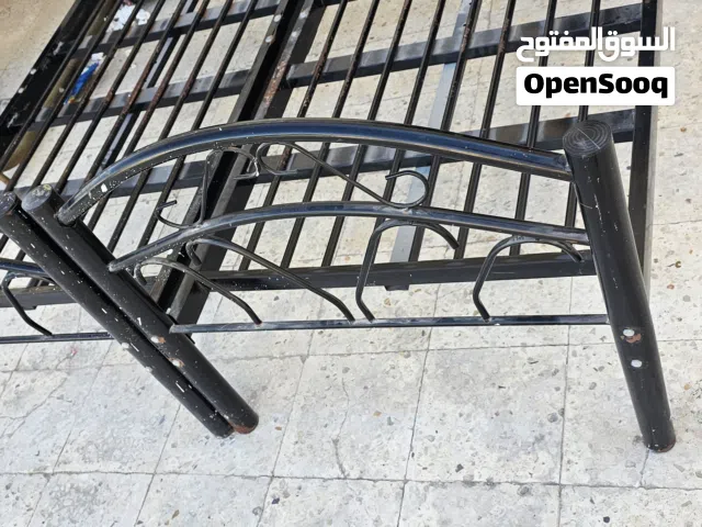 ثلاث اسره حديد للبيع ، جوده ممتازه
