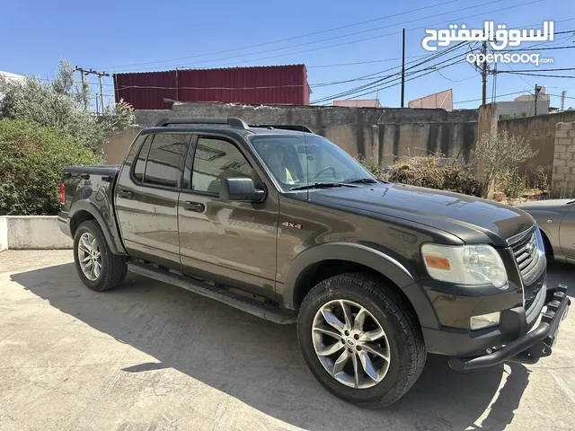 فورد اكسبلورر 4x4 2008 ترخيص منخفض سنة كامله جنطات اصليه فورد 20 انش اطارات تويو جديدة