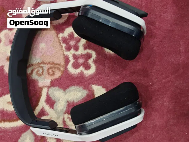 سماعه astro a20 نظيفه قراطيسها عليها التوصيلة ضايعه