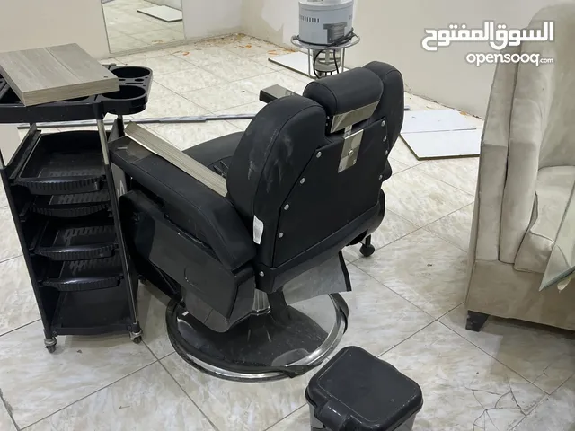 ادوات (معدات) صالون حلاقة
