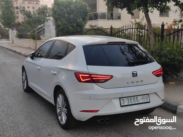 سيات ليون اكسلينس بالكرتونة محرك 1500تربو بنزين اتوماتيك