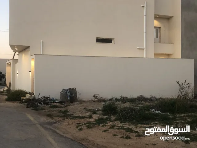 394 m2 5 Bedrooms Villa for Sale in Tripoli Ain Zara
