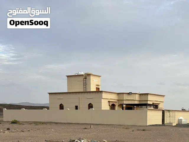 210 m2 3 Bedrooms Townhouse for Sale in Al Sharqiya Sinaw