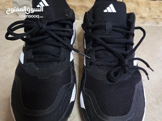 À VENDRE : Chaussures Padel Adidas CourtJam – 220 TND