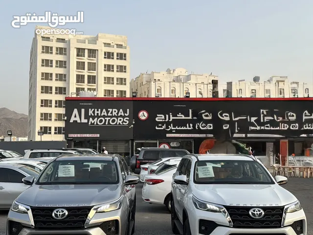 Toyota Fortuner 2025 v6 Brand New GXR تويوتا فورشنر جديد 6 سلندر رقم واحد