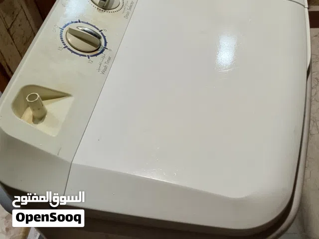 غسالة بنت وأمه سعر 350د.ل مكان فرناج
