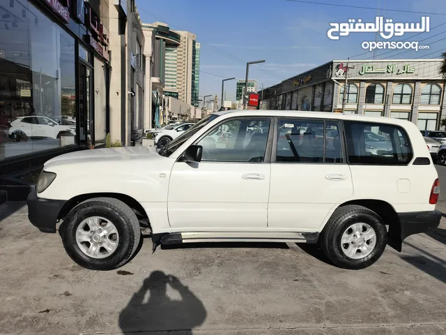 تويوتا لاندكروزر فئة جي G فوول عادي، موديل 2001 اصدار خاص