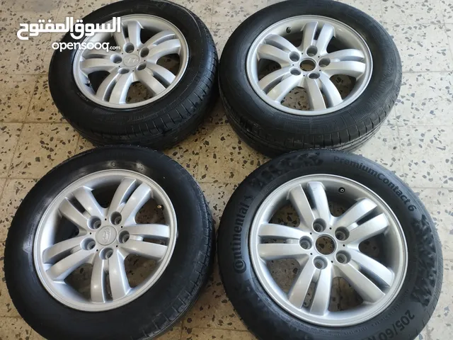 Other 16 Tyre & Wheel Cover in Bani Walid
