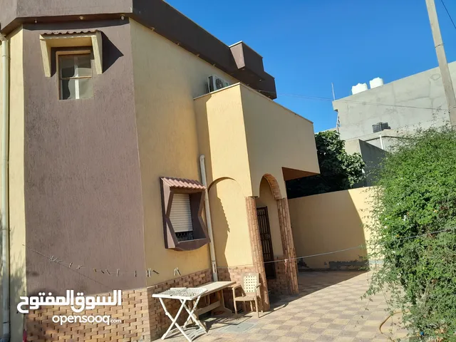 260 m2 More than 6 bedrooms Villa for Sale in Tripoli Arada