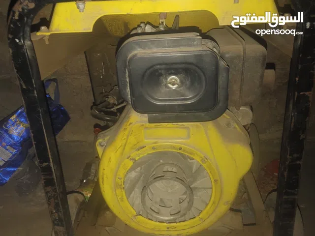 2.مواطير مستخدمه.واحد كاتم.واحد صحرويا شغالت نقره