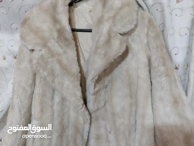 جاكيت حريمي