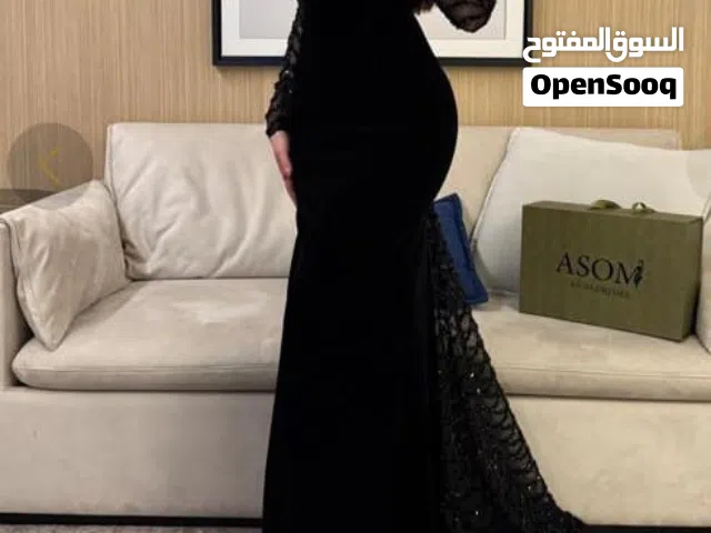 فساتين مستعمله